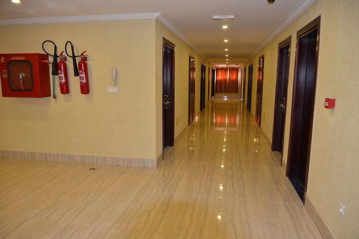 Hotel Interior 4 of 28
