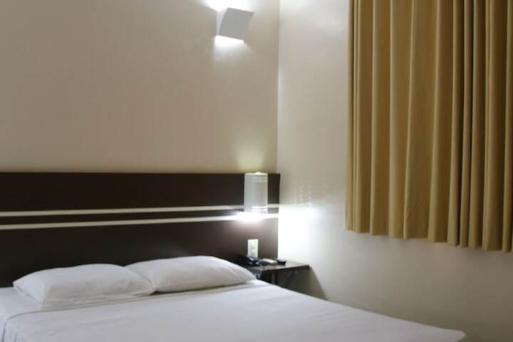 Room 84 of 183