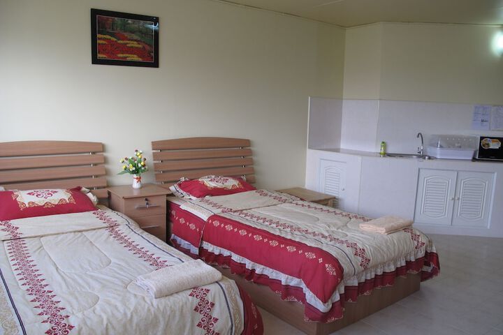 Room 2 of 44