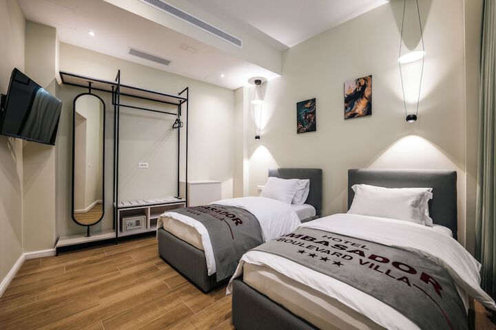 Room 60 of 120