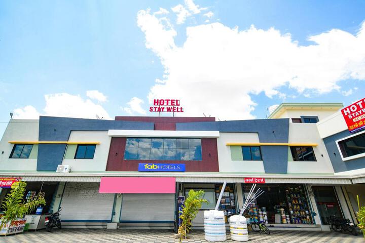 FabHotel Stay Well