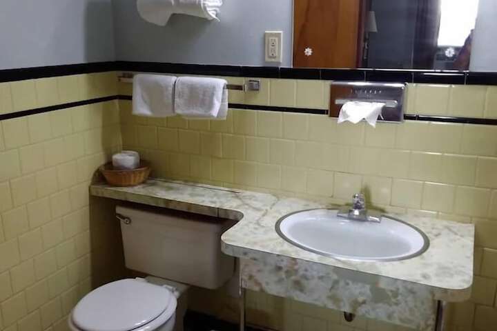 Room 21 of 23