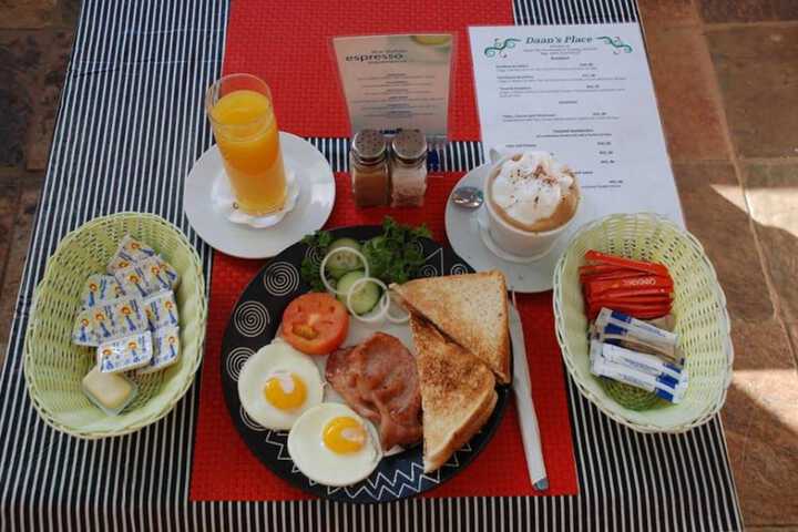 Breakfast/Coffee Service 46 of 101