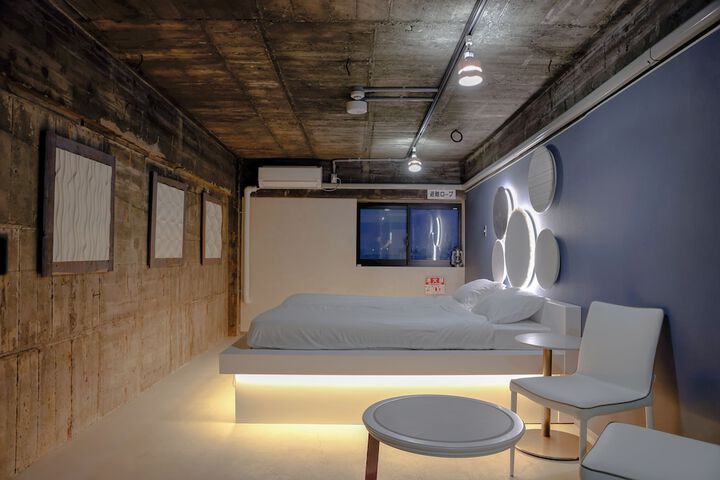 Room 3 of 31