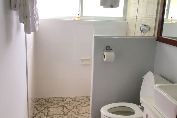Room 14 of 30