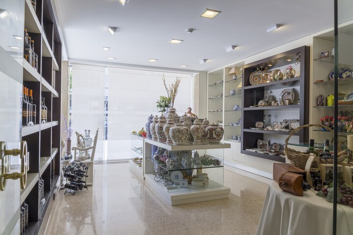 Gift shop
