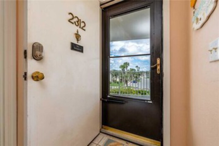 Room 21 of 26