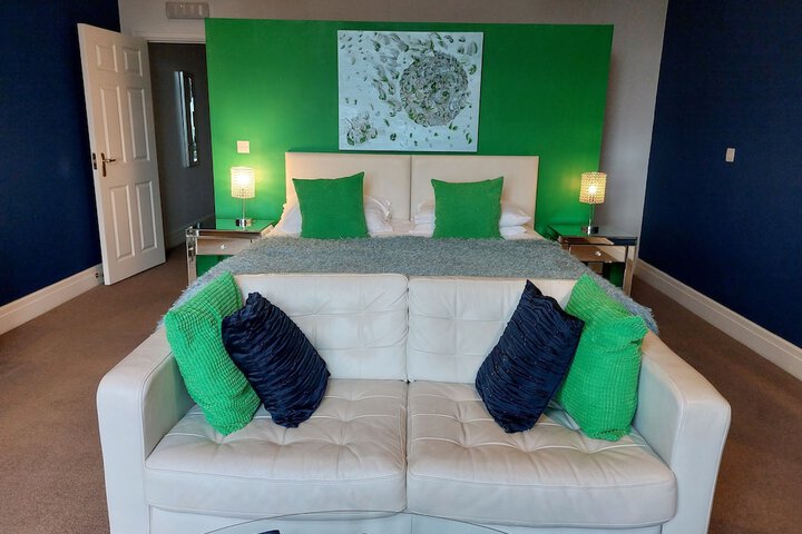 Room 10 of 44