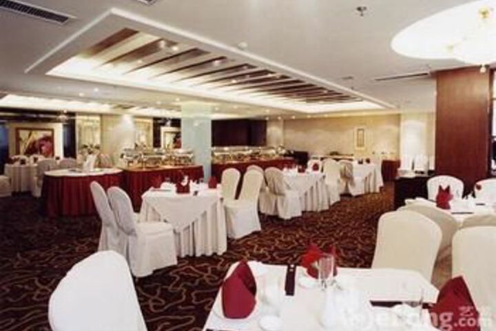 Dining 124 of 134