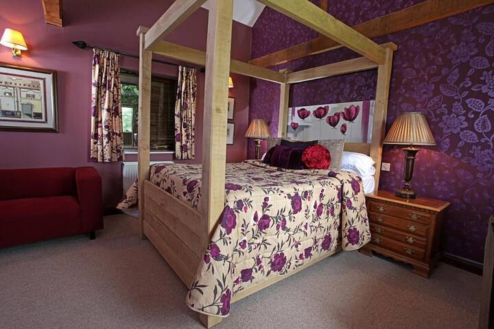Room 12 of 42