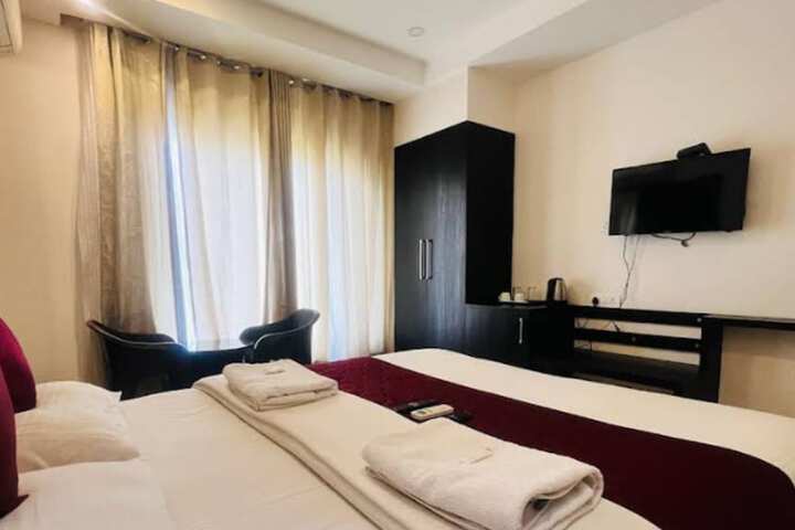 Room 20 of 32