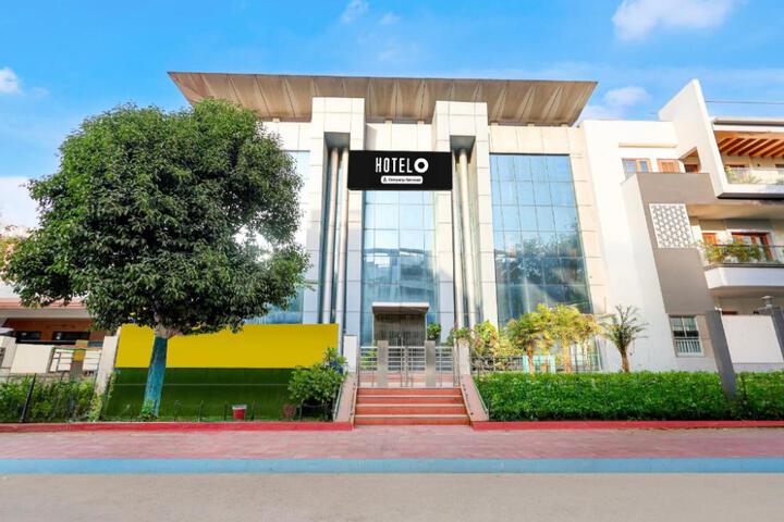 Hotel O Vineet Khand Gomti Nagar Formally Raas Inn