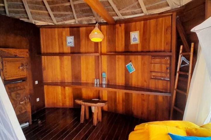 Room 14 of 120