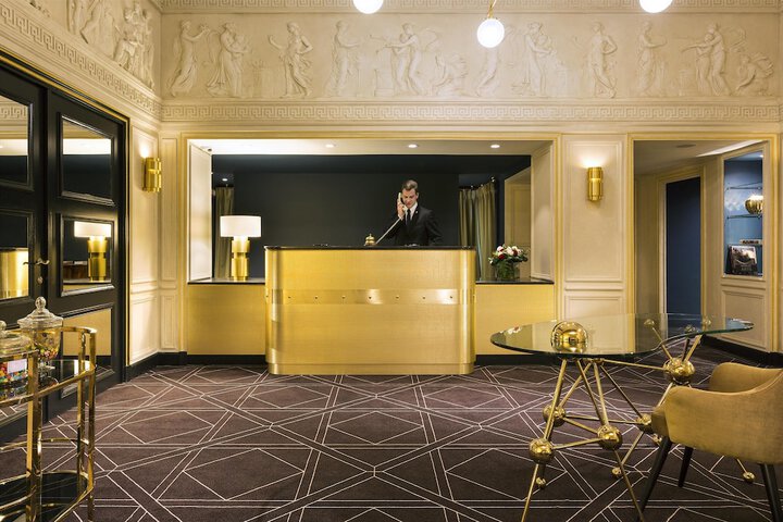 Hotel Lobby