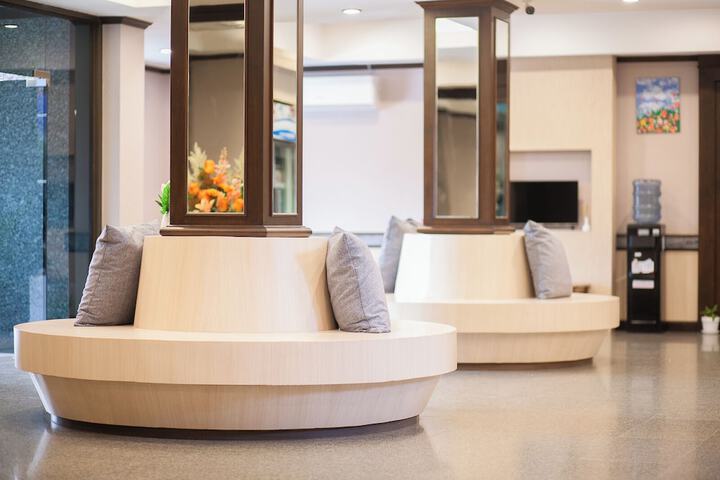 Guest Lobby