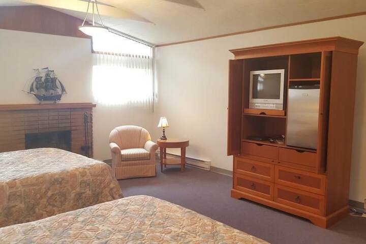 Room 5 of 24