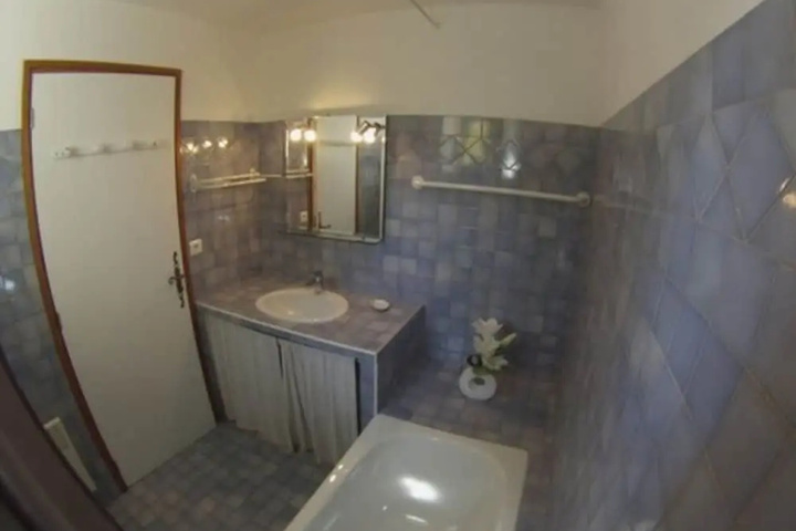 Room 22 of 24