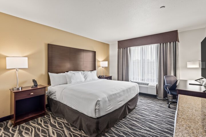 Room 10 of 72