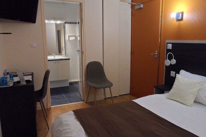 Room 3 of 30