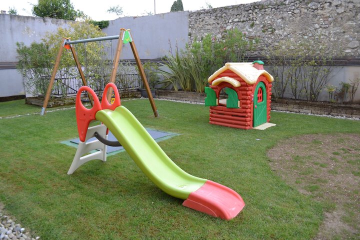 Childrens Activities 118 of 176