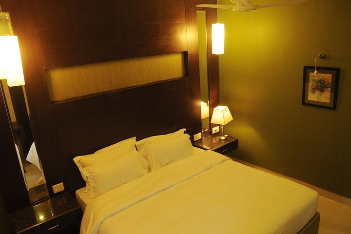 Room 2 of 13