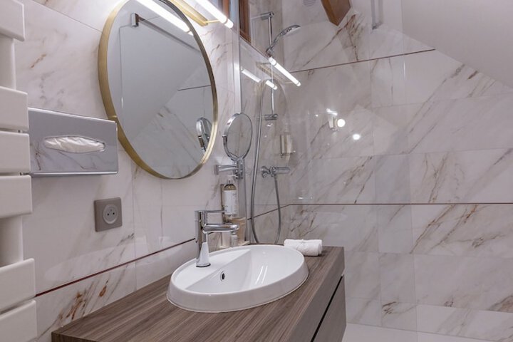 Room 63 of 113