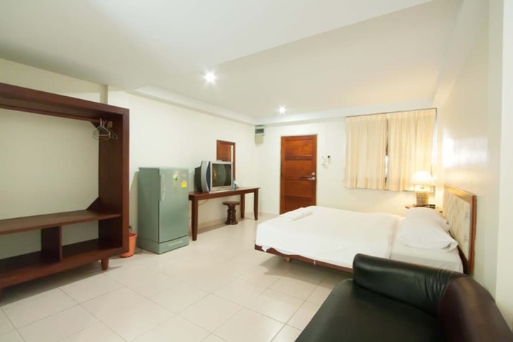 Room 7 of 45