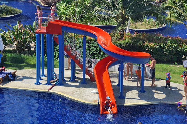 Pool 70 of 134