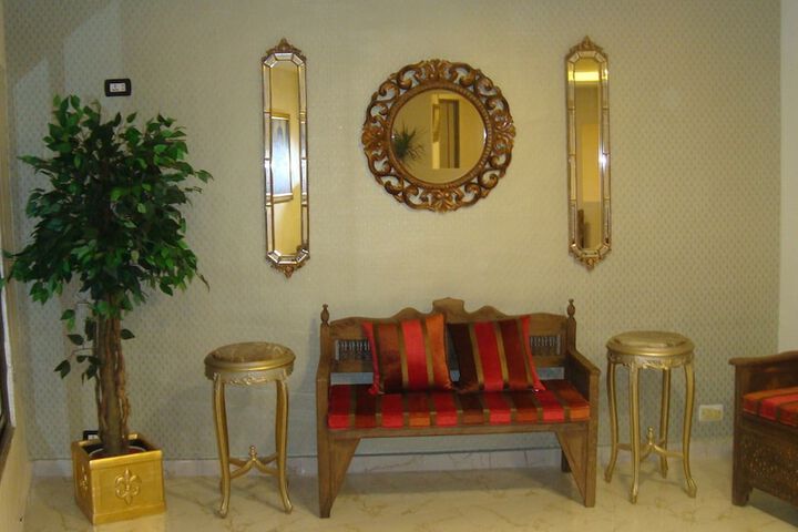 Room 34 of 62