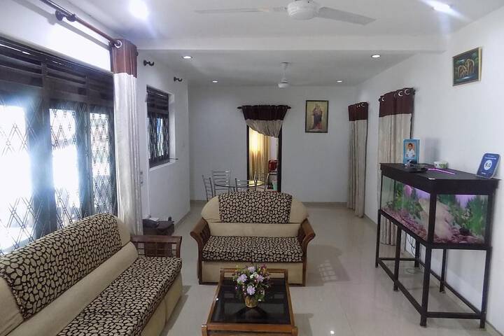Room 16 of 44