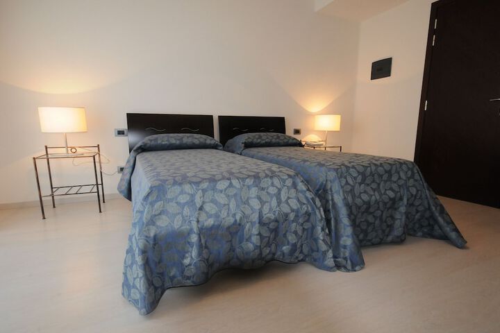 Room 2 of 13
