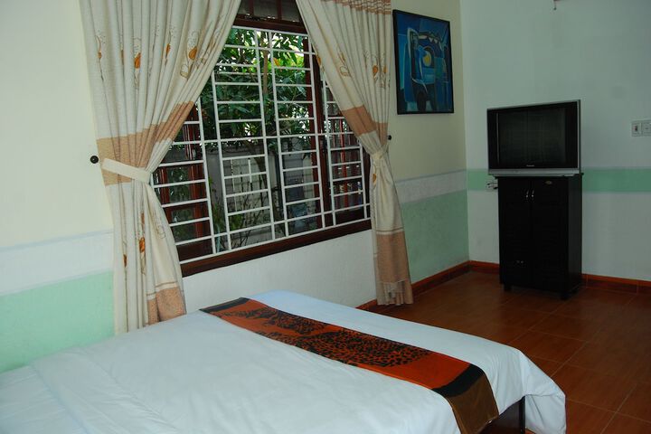 Room 10 of 39