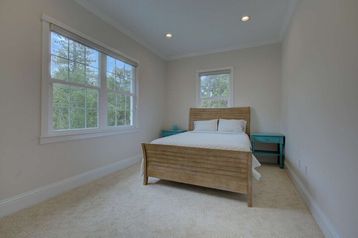 Room 7 of 43