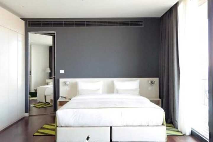 Room 21 of 57