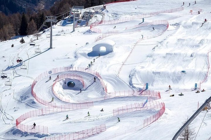 Ski hill