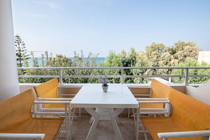 Terrace/Patio 7 of 12