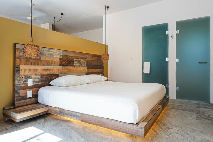 Room 22 of 154