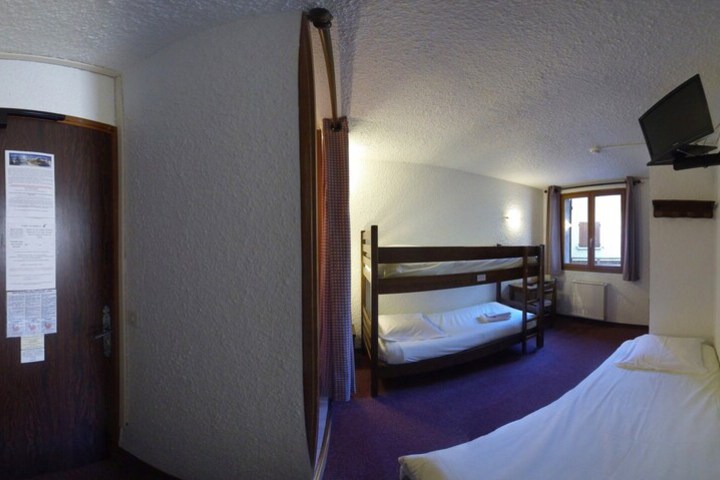 Room 31 of 60
