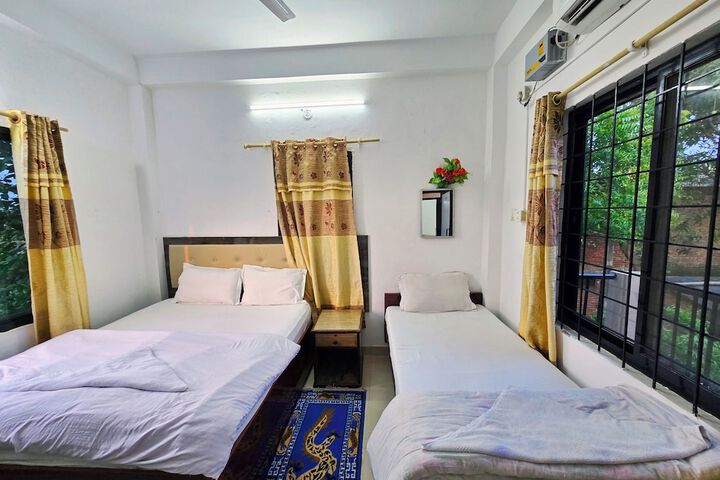 Room 8 of 19