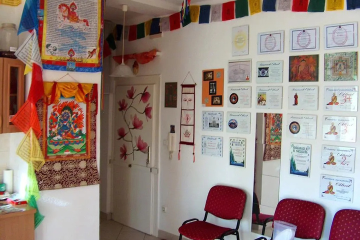 Room 3 of 12