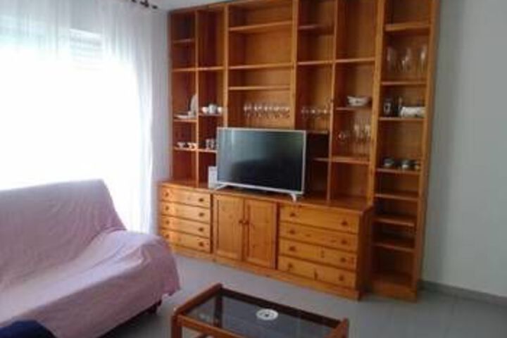 Room 10 of 11