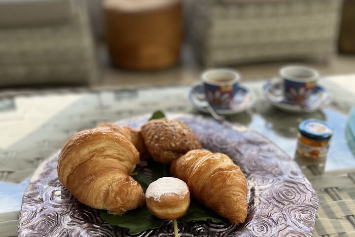 Breakfast/Coffee Service 121 of 172