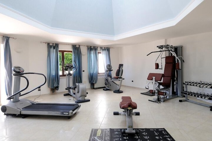 Hotel with Gym