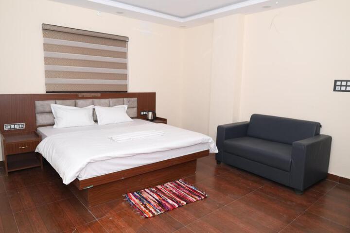 Siddhi Residency