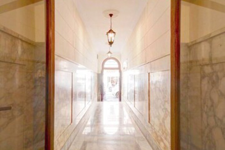 Ballroom/Hall 9 of 22