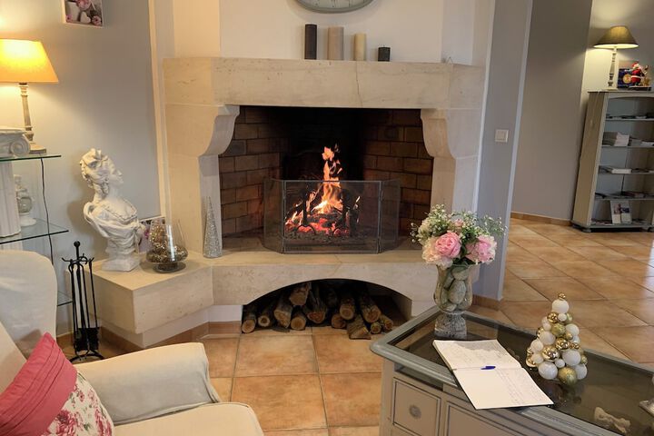 Guest Lobby
