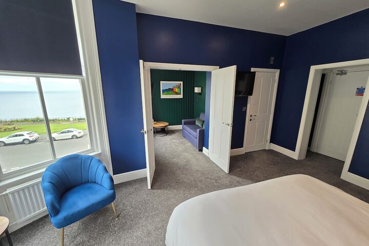 Room 40 of 74