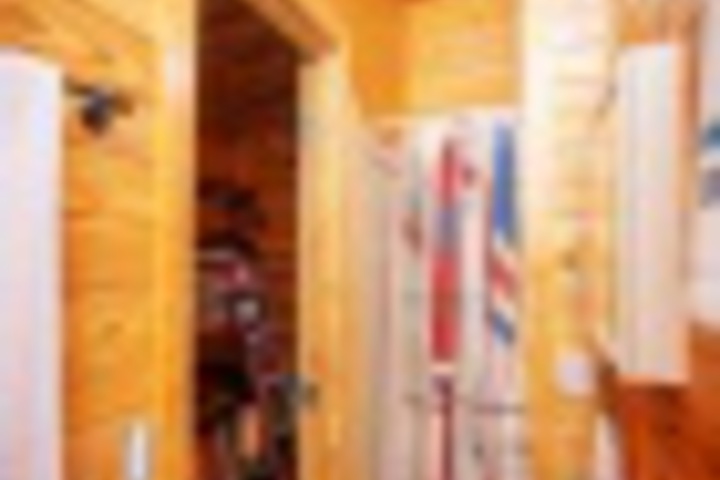 Room 183 of 216