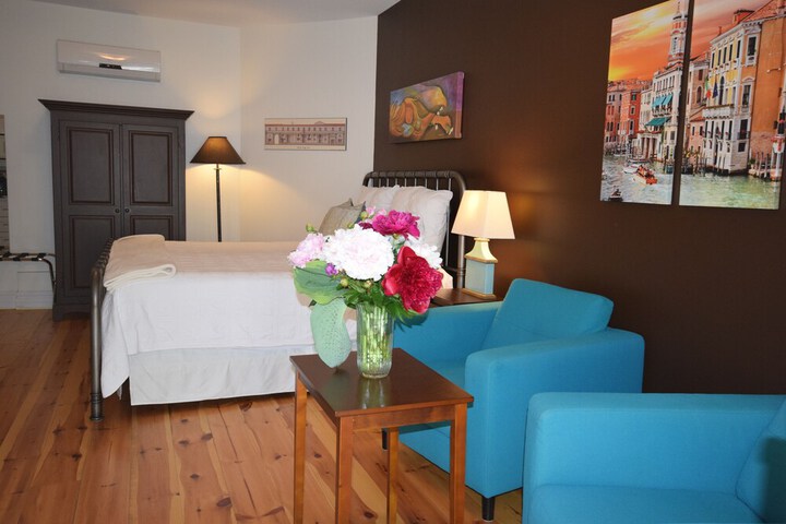 Room 9 of 59