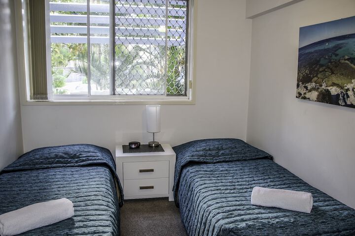 Room 6 of 50